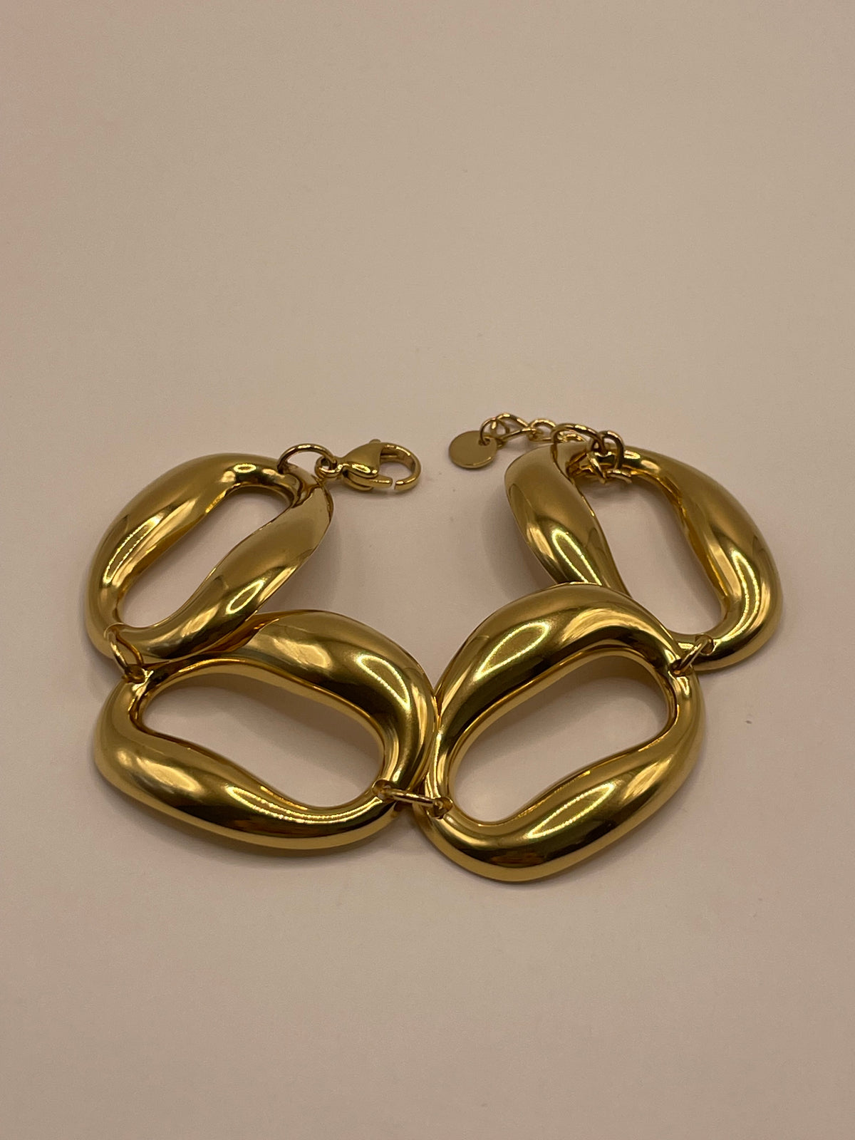 PULSERA BOTON DORADO
