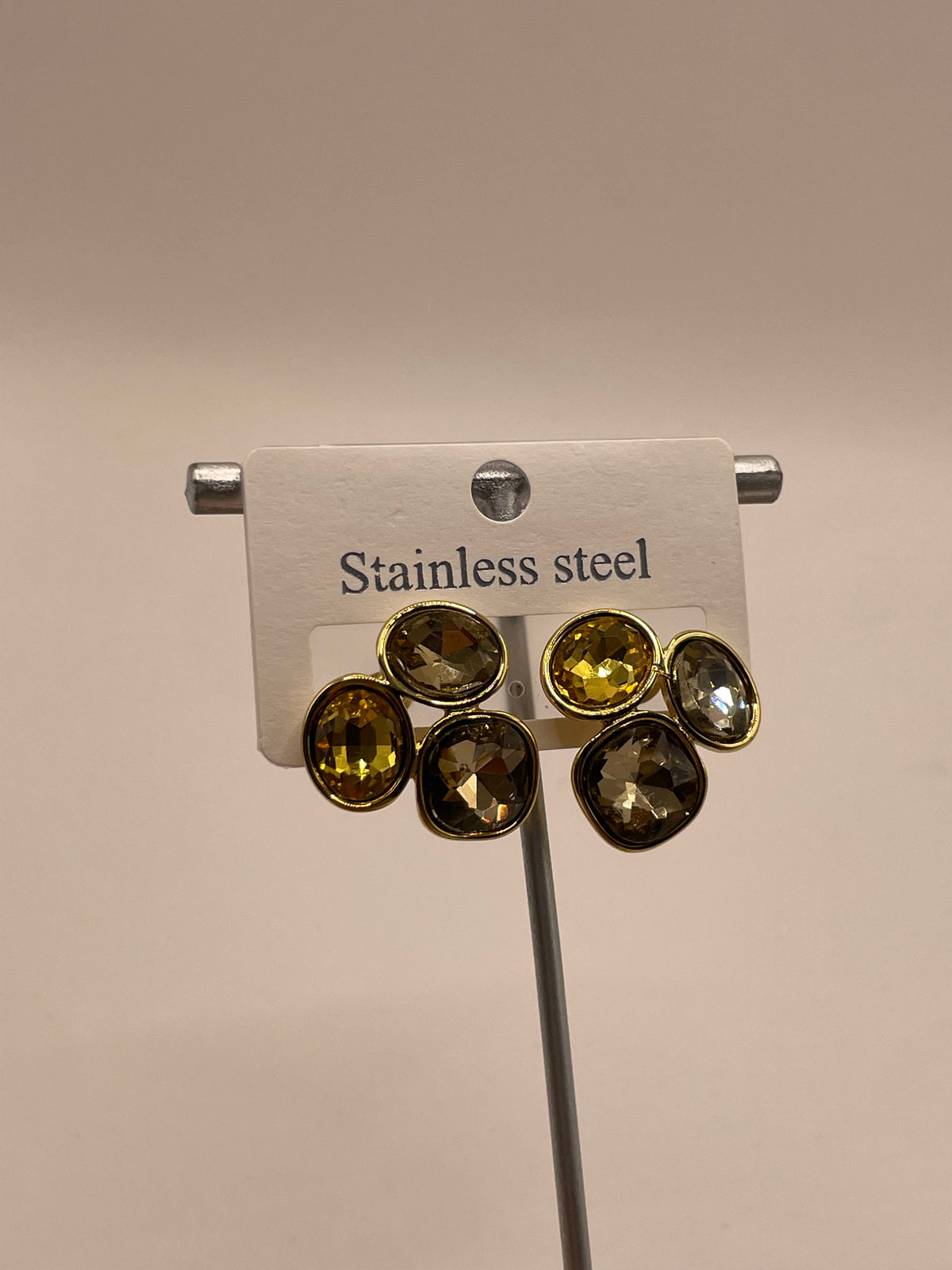 ARETES TRIPLES