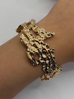 PULSERA DORADA IRREGULAR