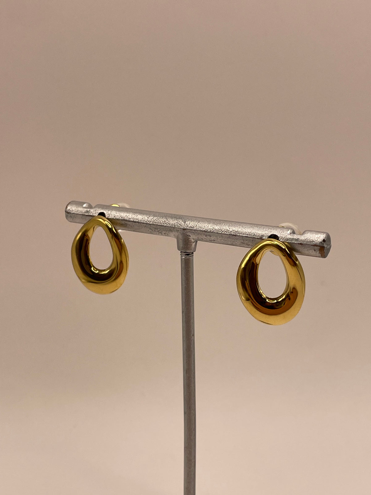 ARETES OVALO PEQUEÑOS