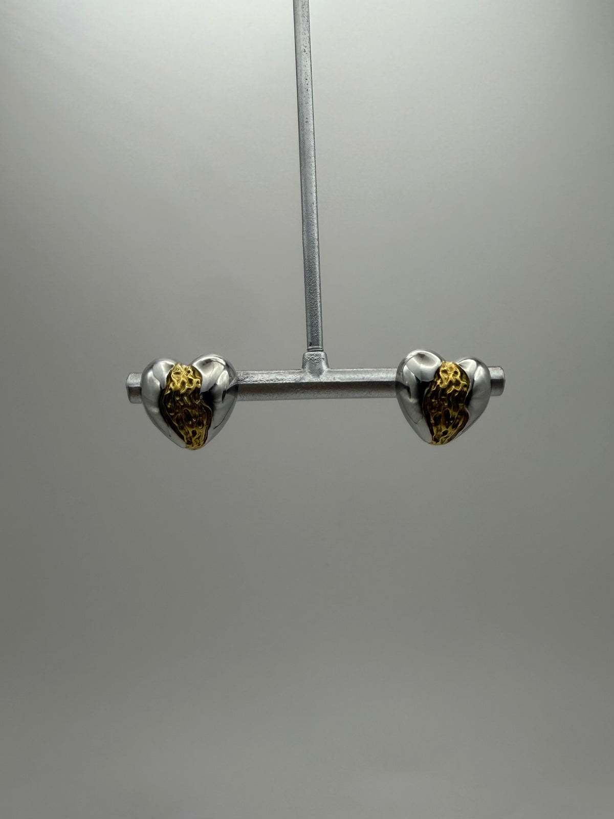 ARETES CORAZON ROTO