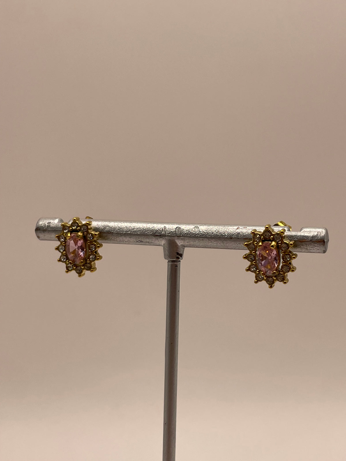 ARETES AURORA