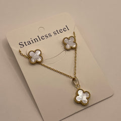 CONJUNTO DORADO TREBOL BLANCA