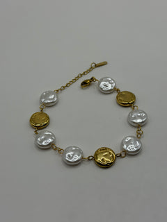 PULSERA PERLAS DORADAS