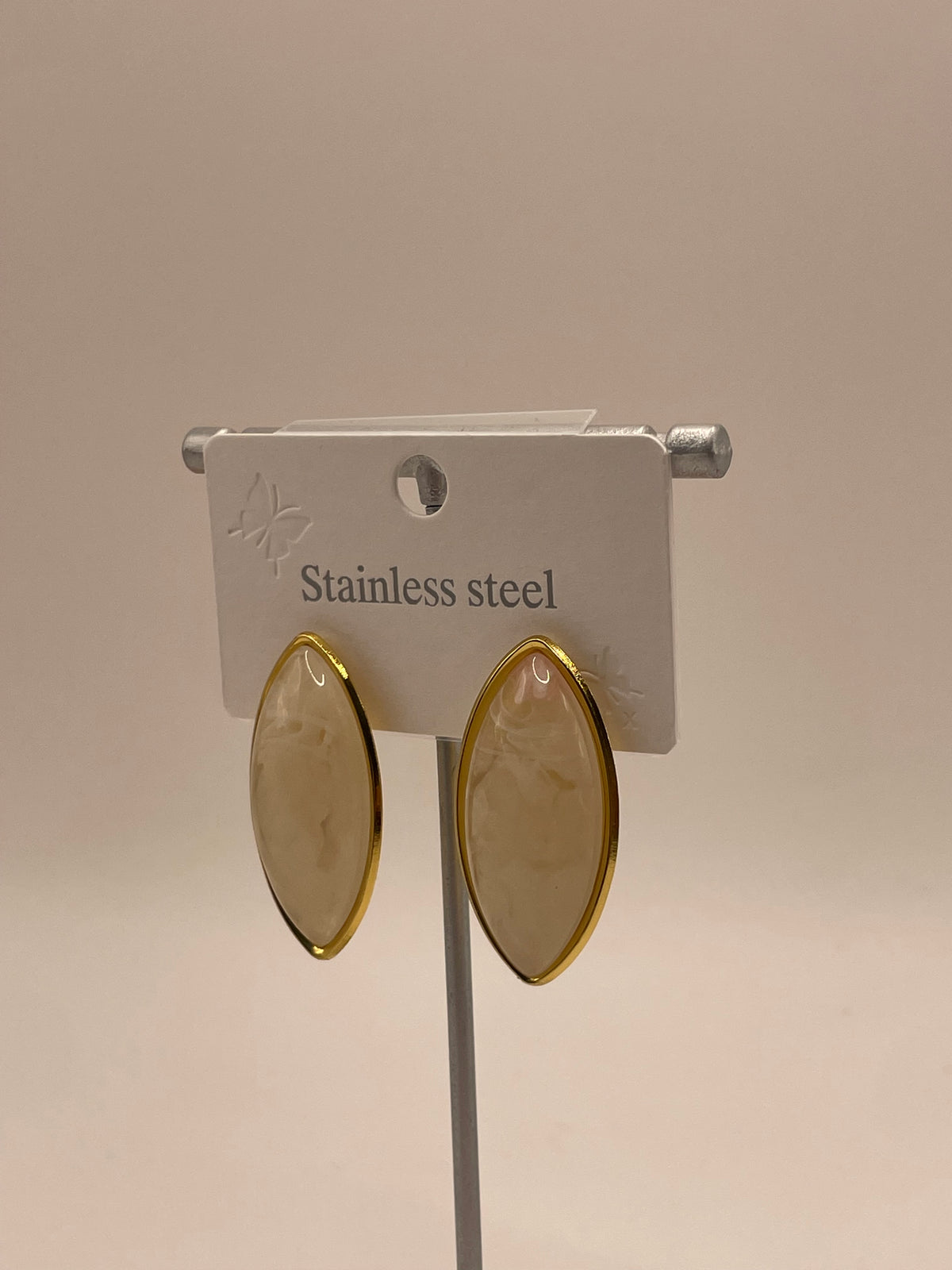 ARETES AMBAR BEIGE