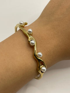 PULSERA DORADA PERLAS