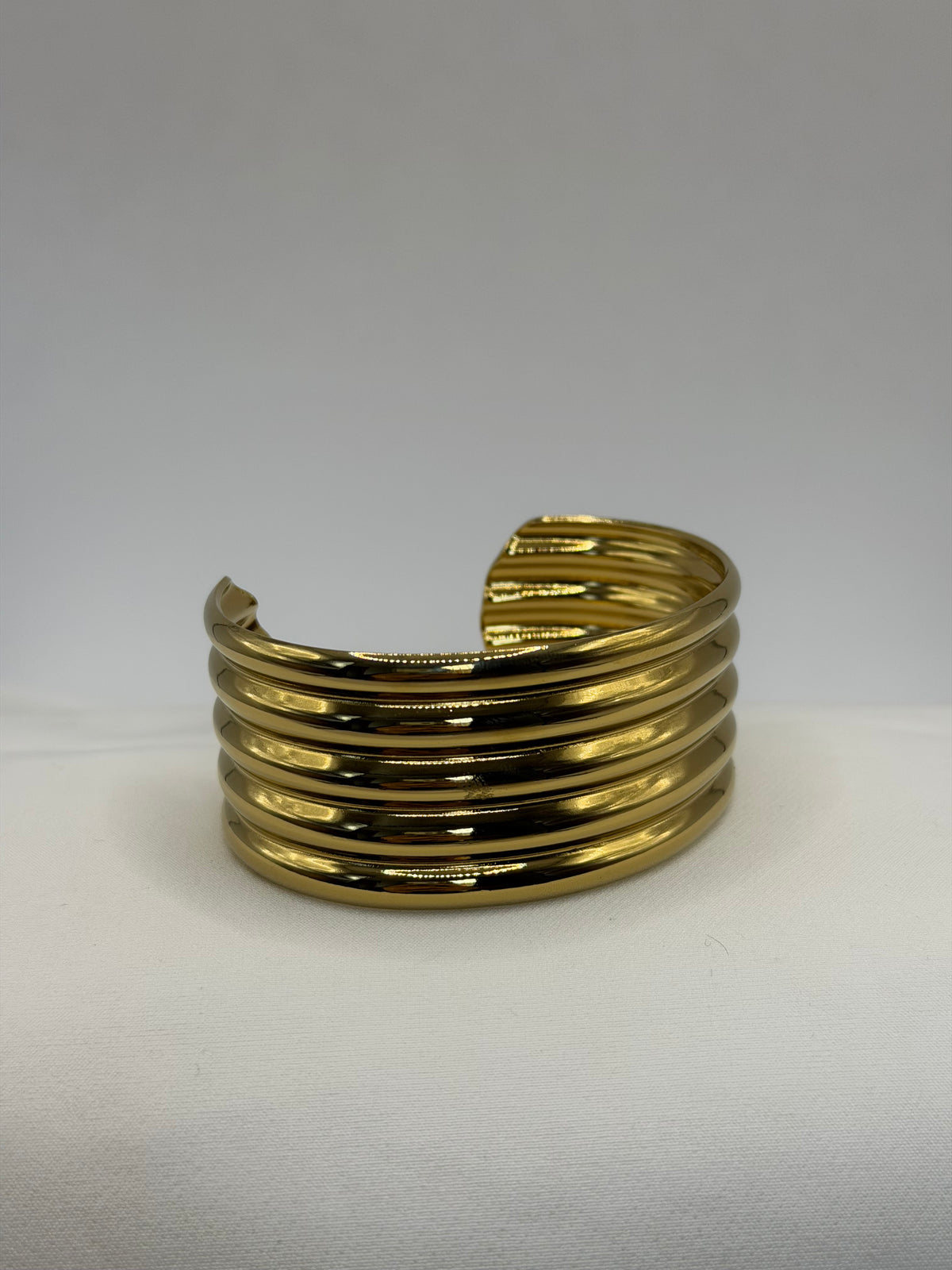 PULSERA ANCHA DORADA