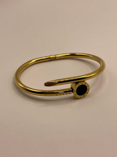 PULSERA CLAVO NEGRA