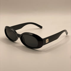 LENTES NEGROS OVALADOS
