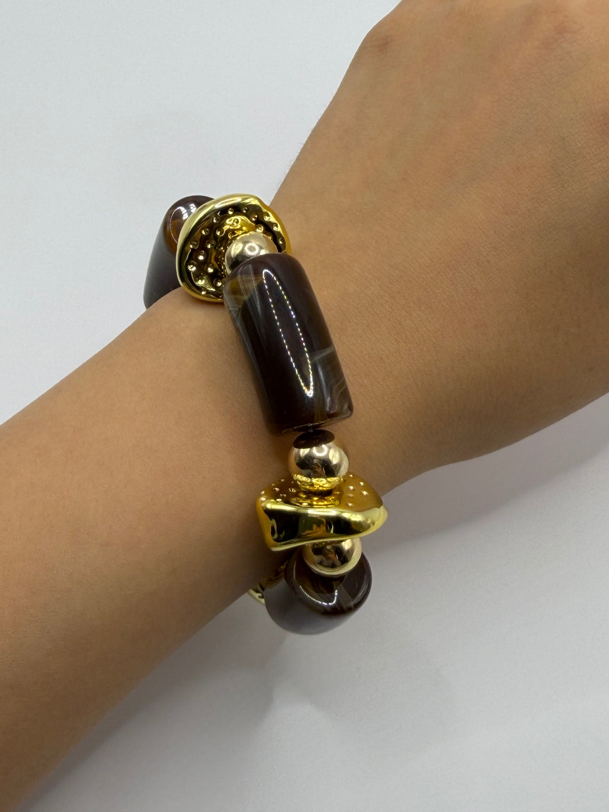 PULSERA RESINA MARRON