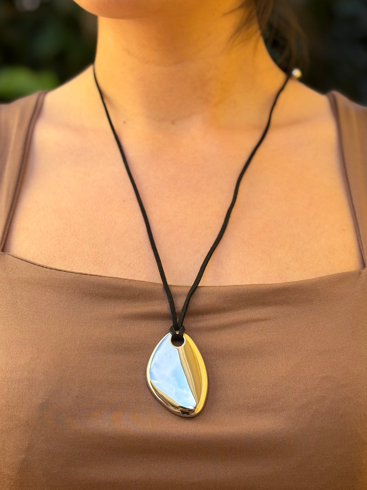 COLLAR PIEDRA PLATA