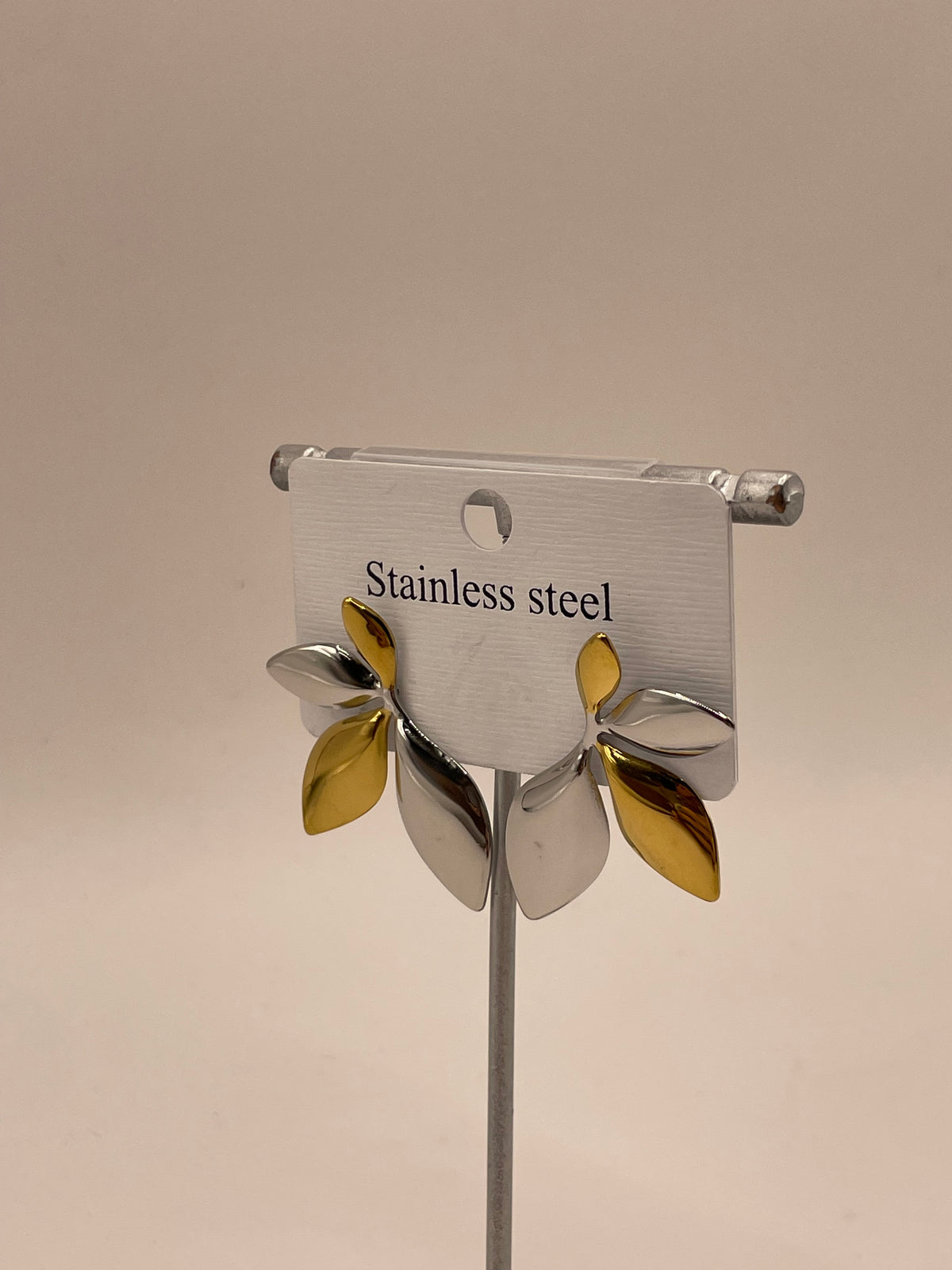 ARETES MEDIA FLOR COMBINADO