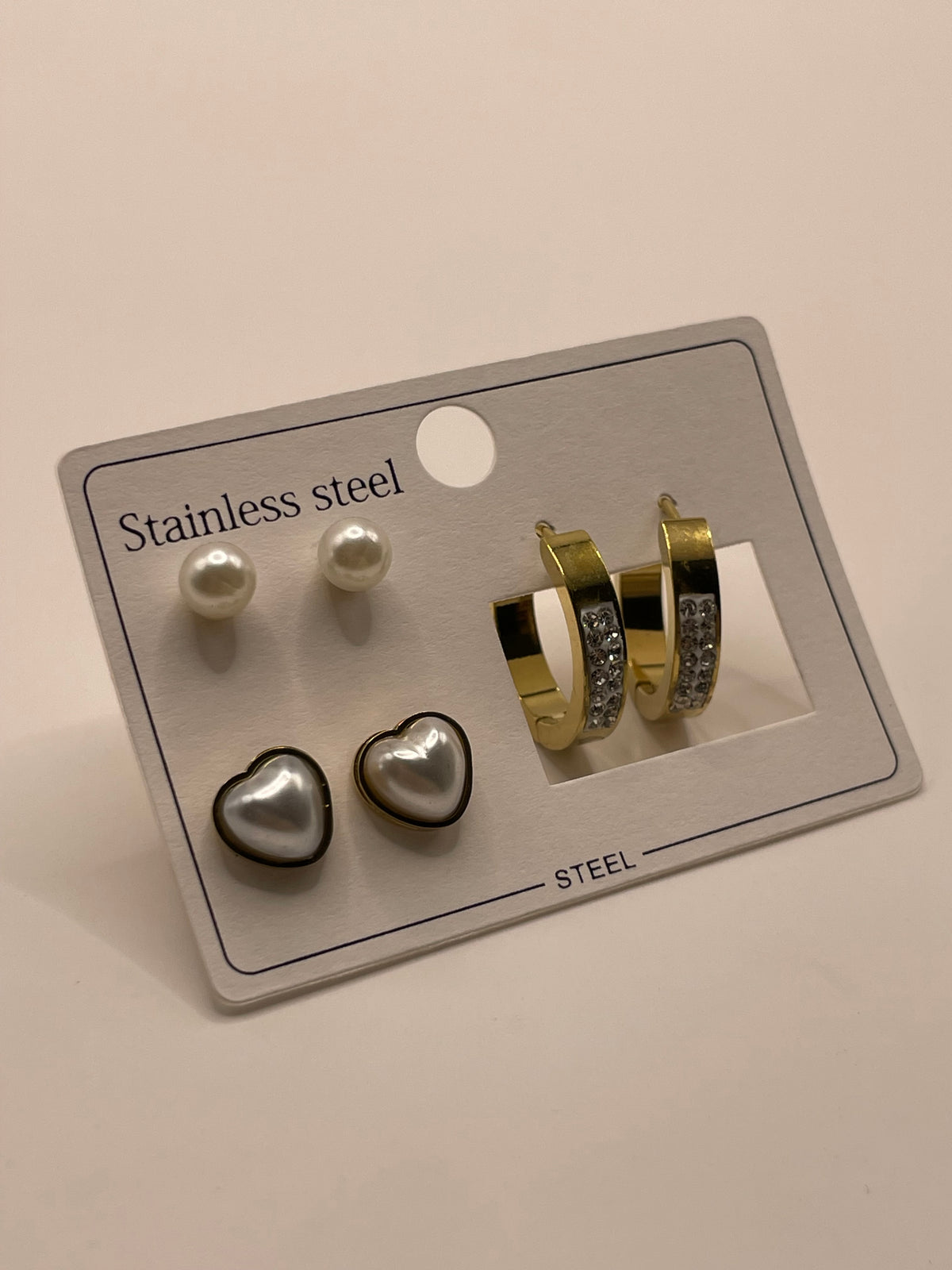 CONJUNTO ARETES COQUETAS GLOW