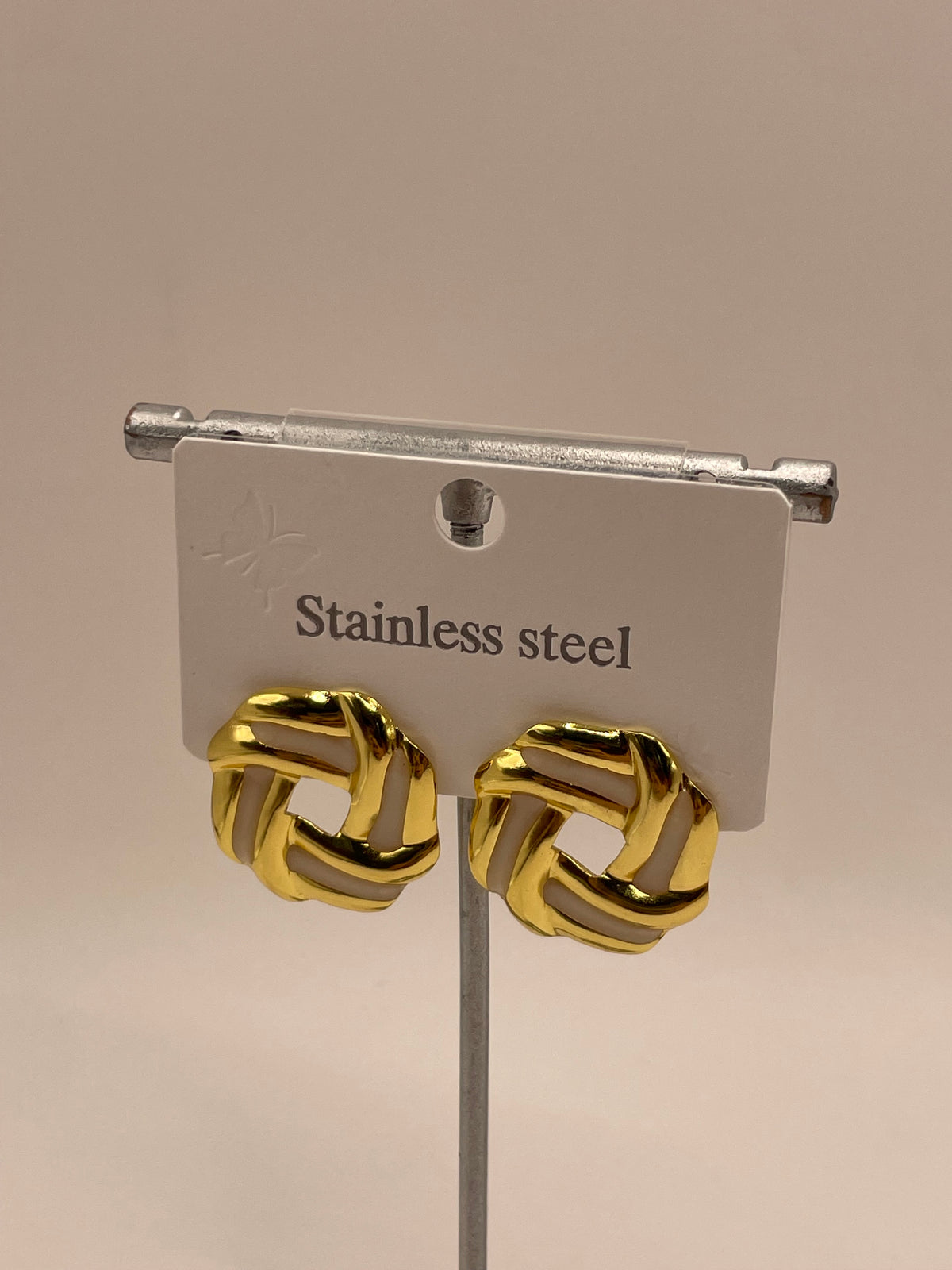 ARETES TEJIDOS BLANCO