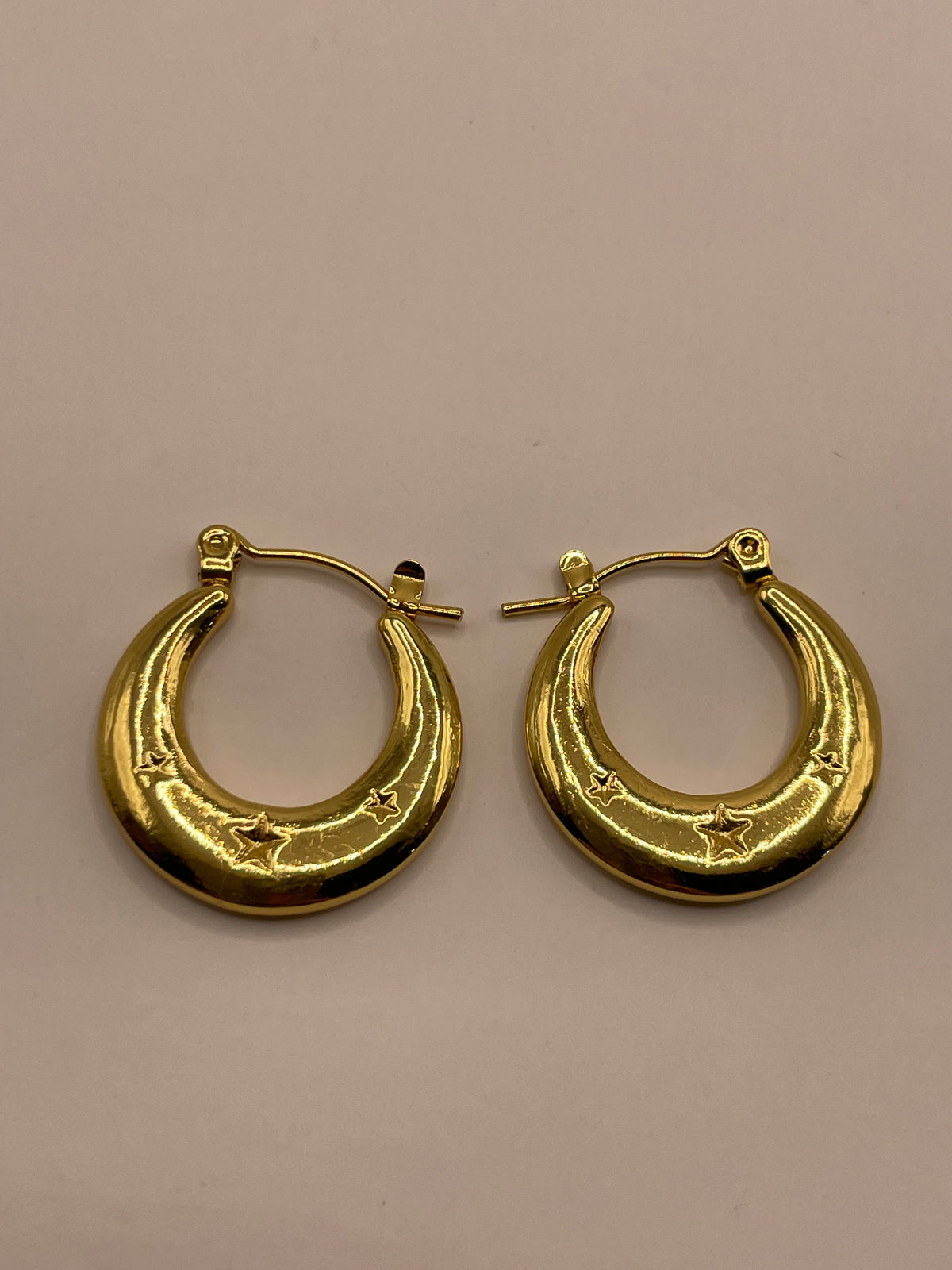 ARETES LUCIA 6