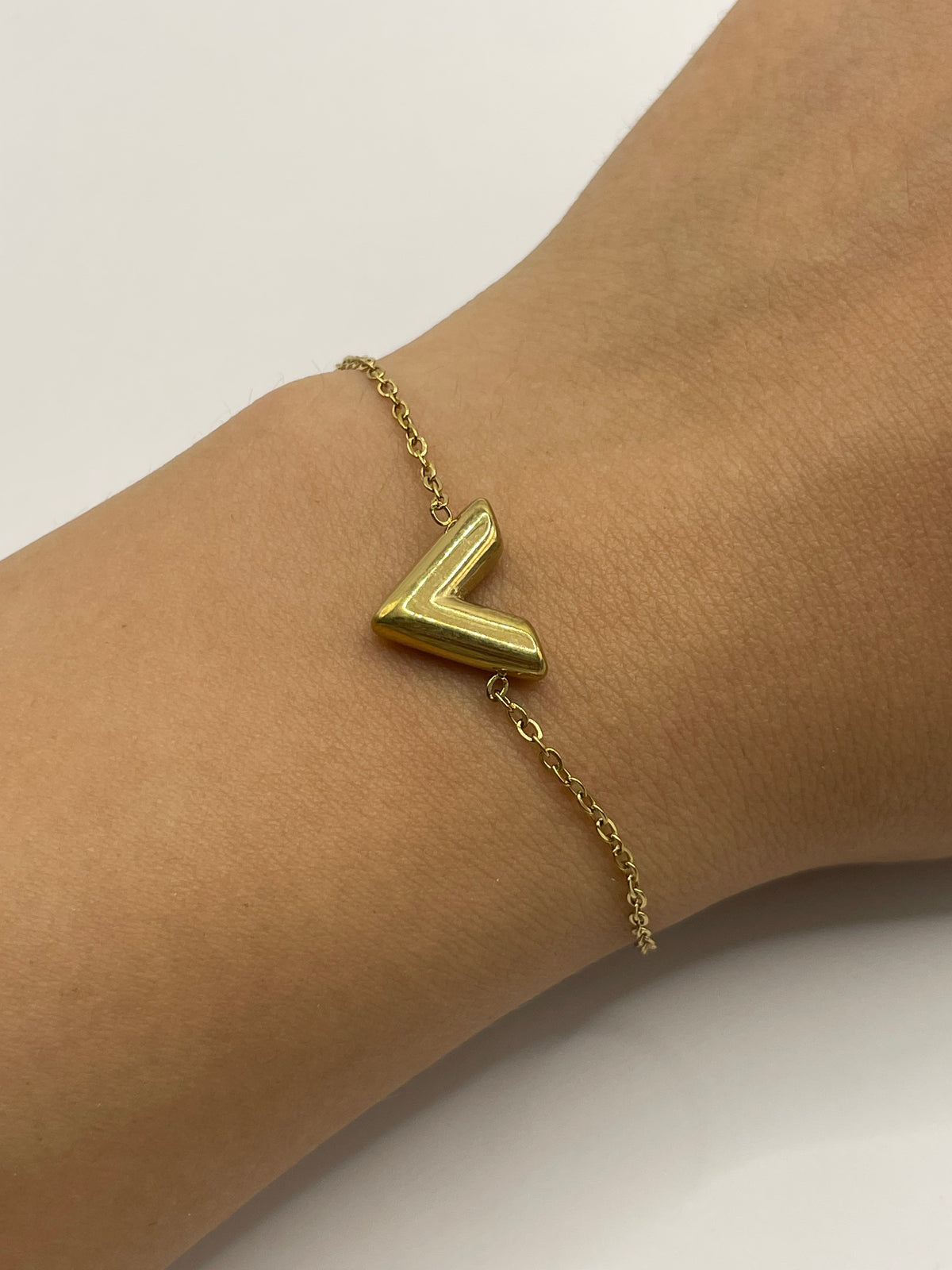 PULSERA CORAZON DELGADA