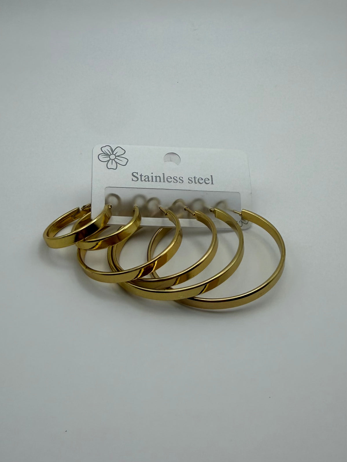 CONJUNTO ARETES COQUETAS LISO