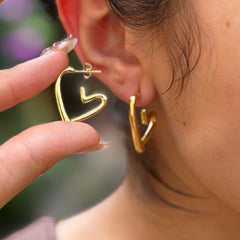 ARETES CORAZON DORADO