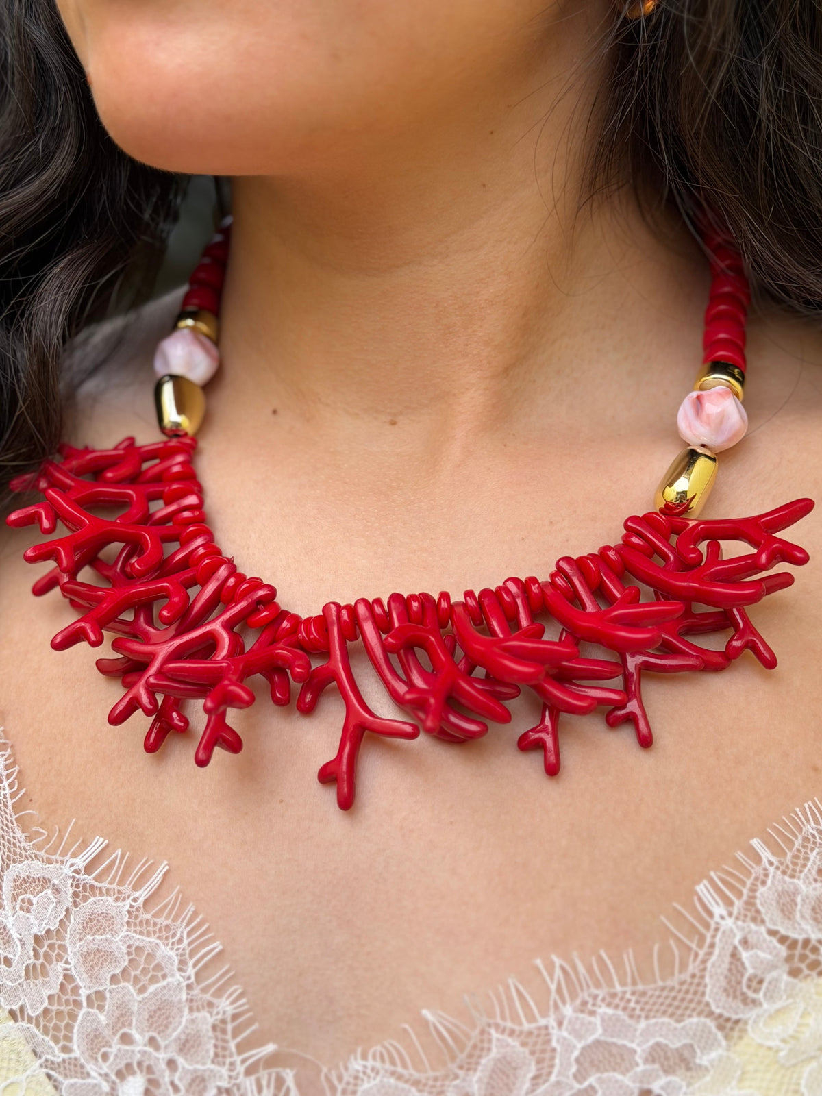 COLLAR CORAL ROJO