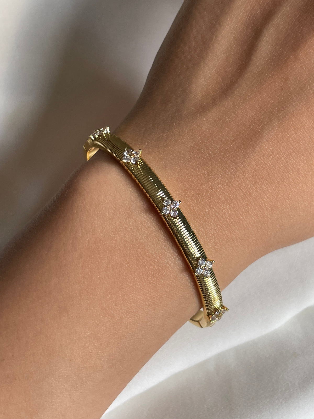 PULSERA TRIGO DORADA