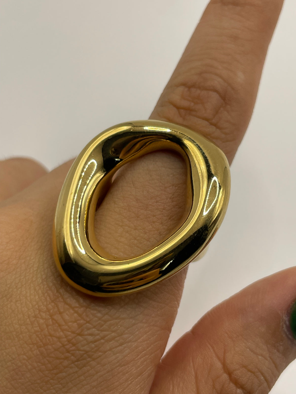 ANILLO GRANDE DORADO T8