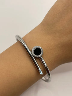 PULSERA CLAVO NEGRA PLATA