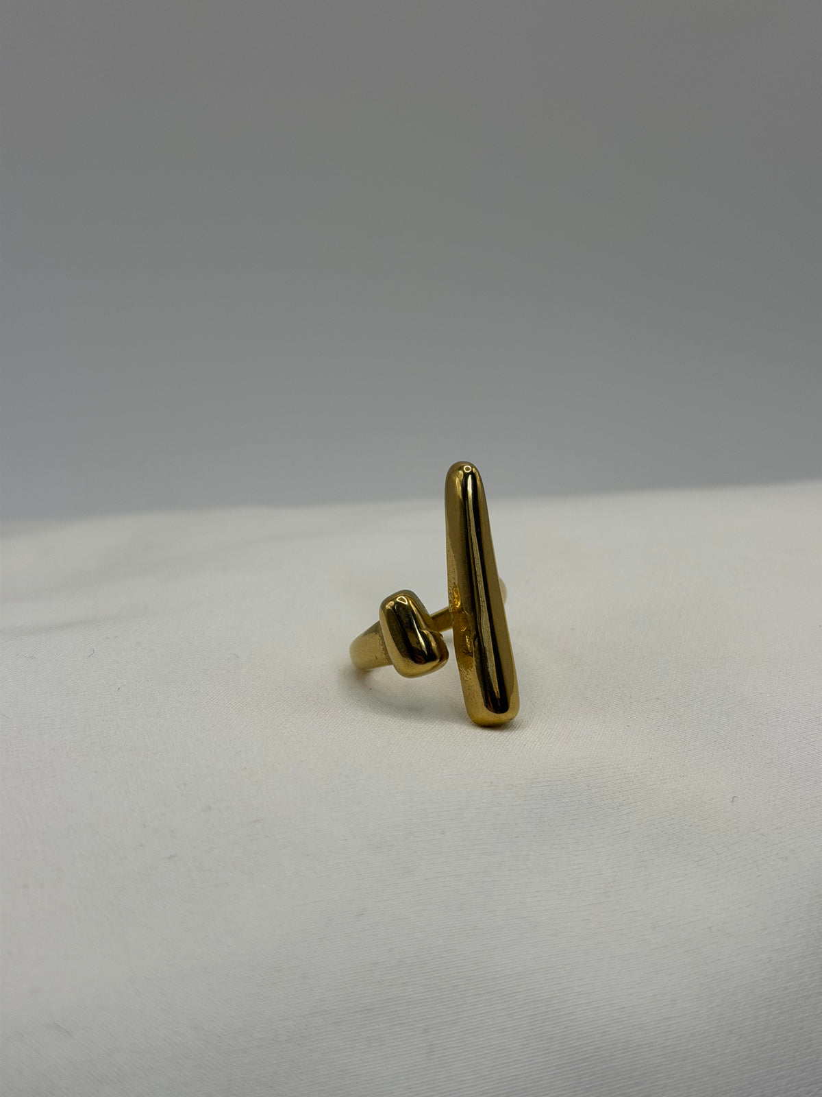ANILLO THOR DORADO