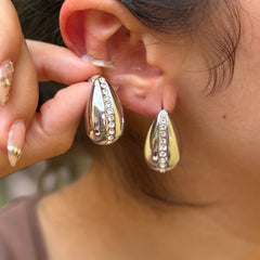 ARETES GOTA PLATA GLOW
