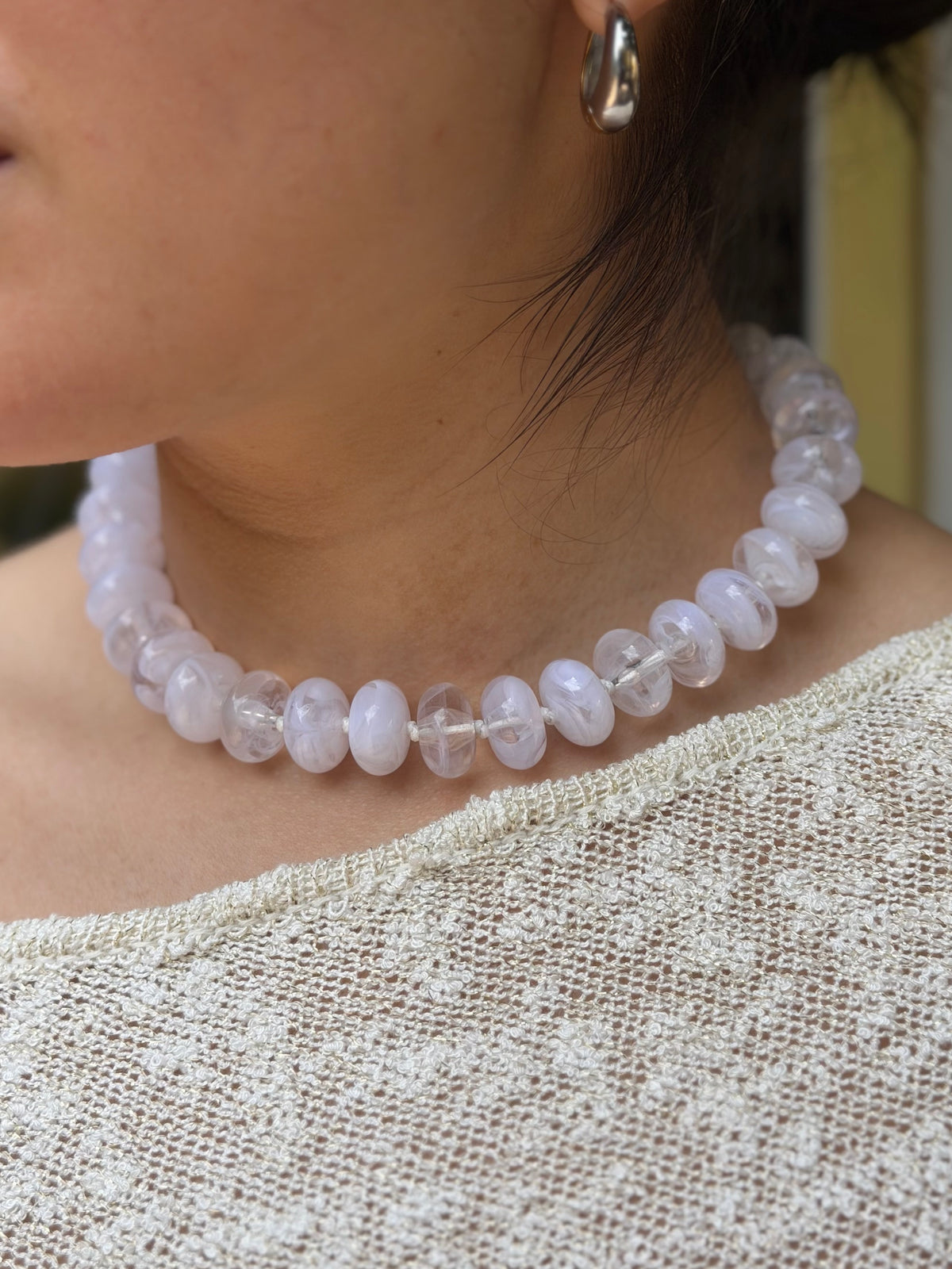 COLLAR CUENCAS OVALADO BLANCO