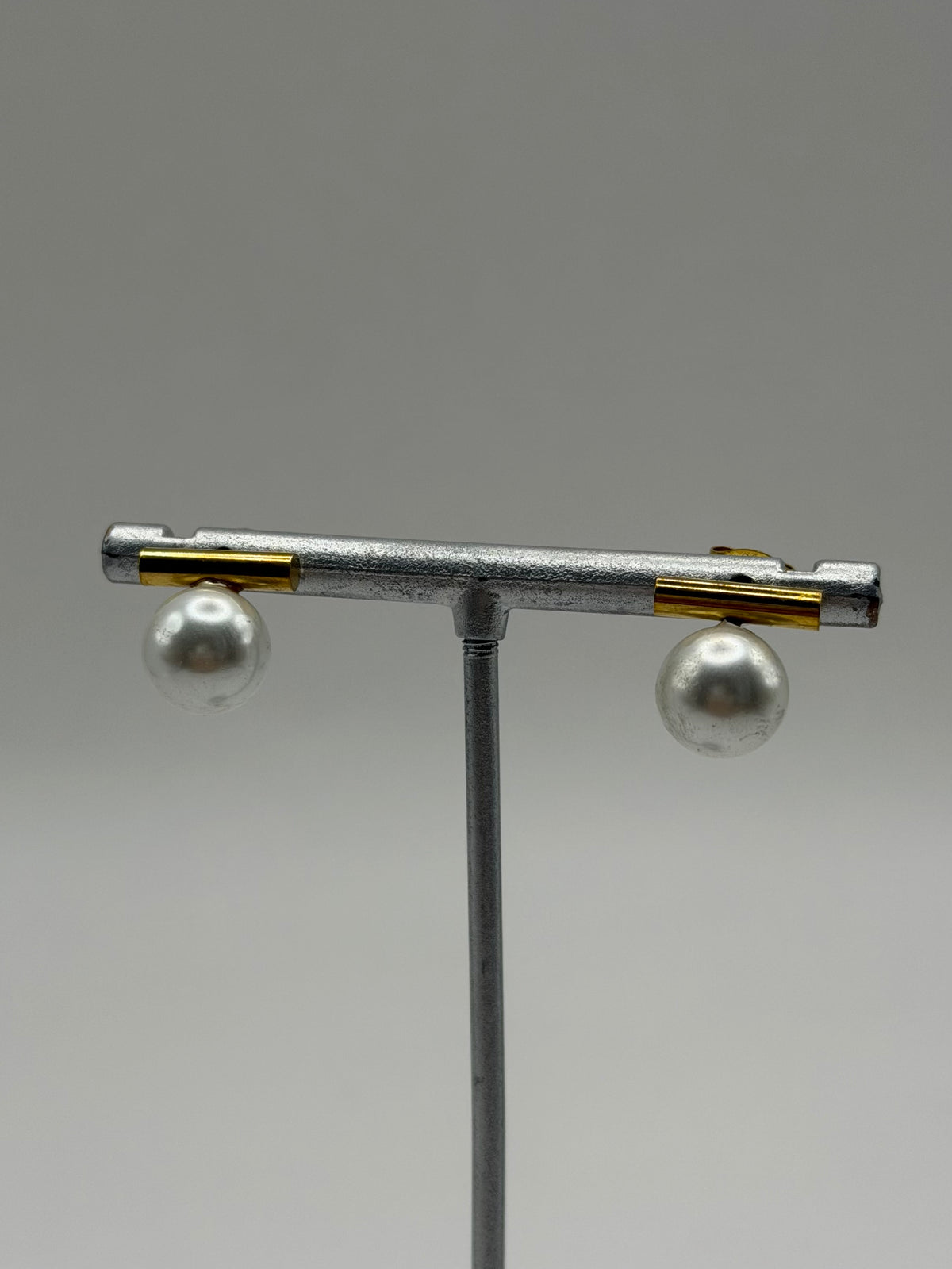 ARETES PERLA CON DORADO