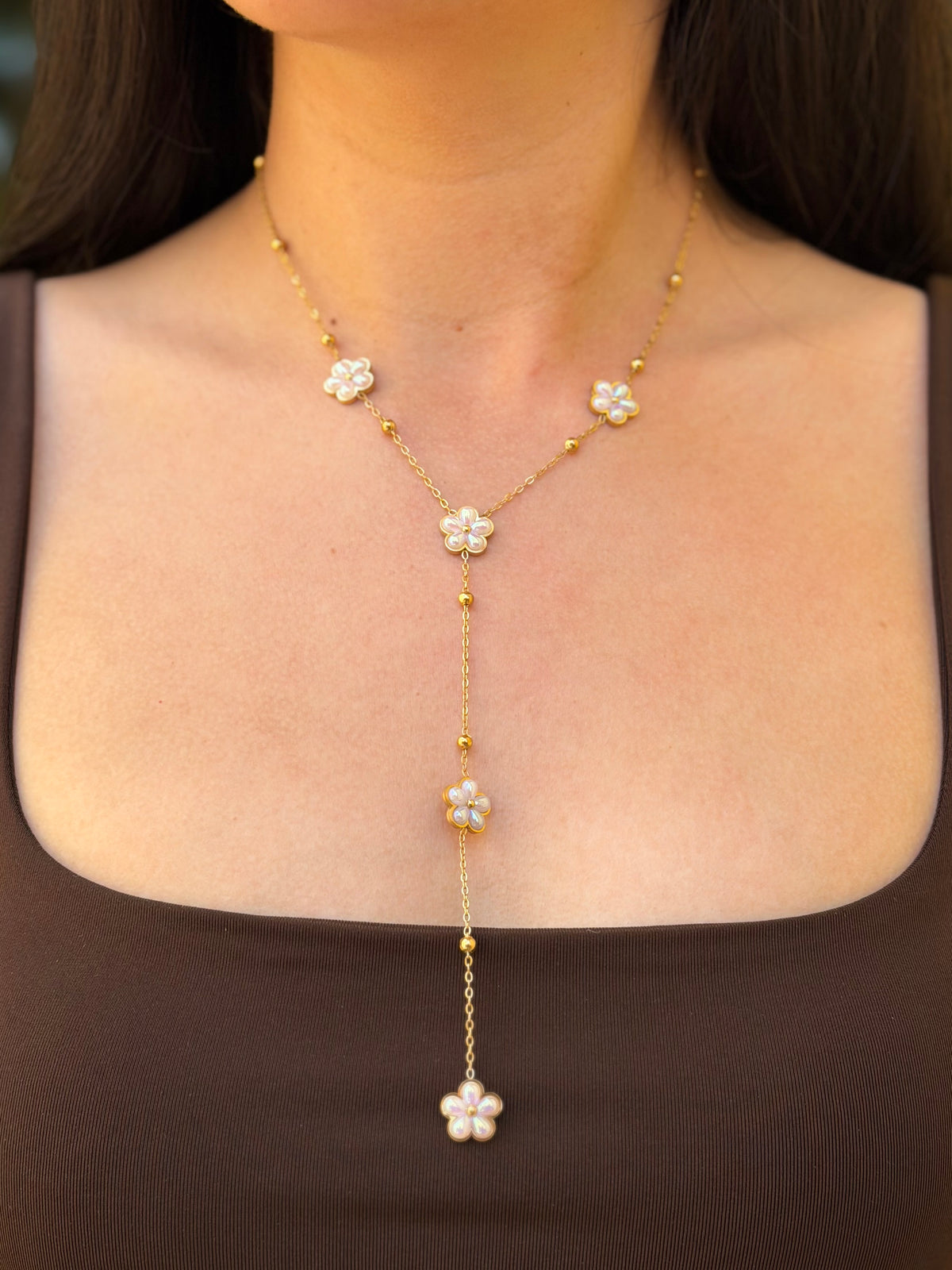 COLLAR FLOR BLANCO