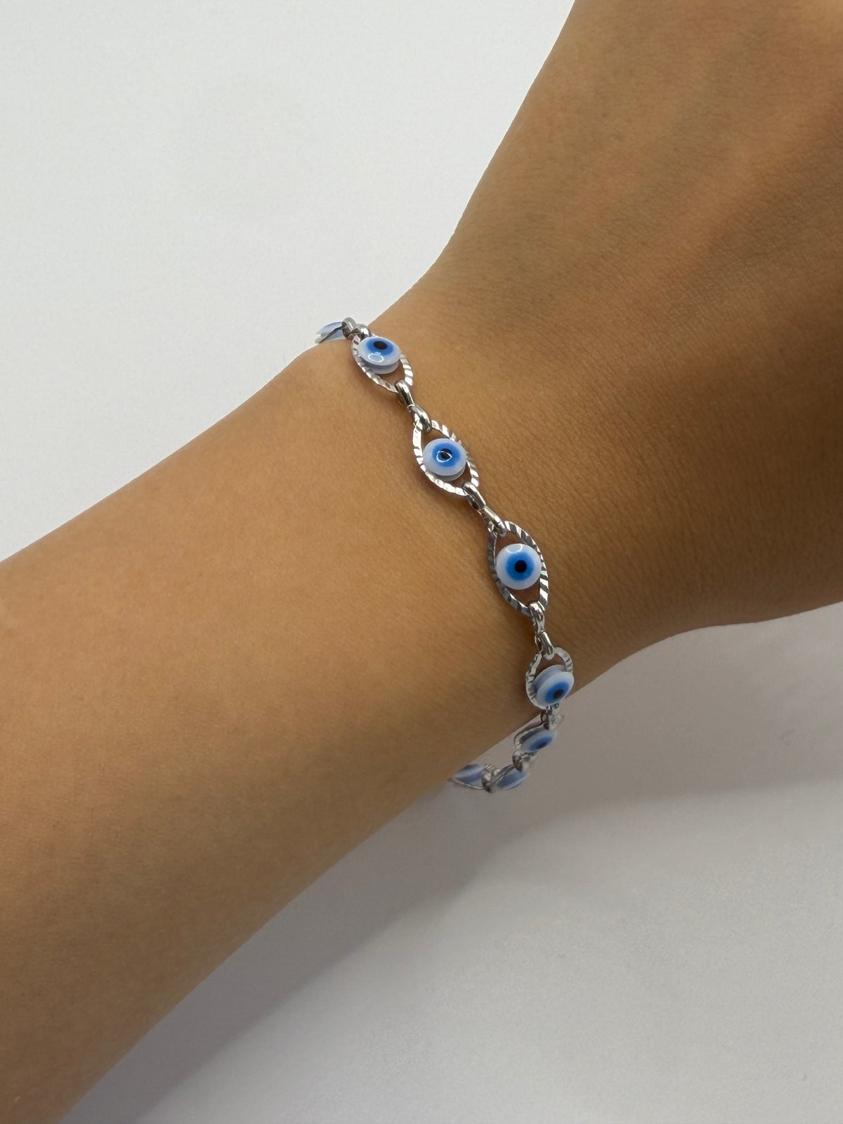 PULSERA OJOS PLATA