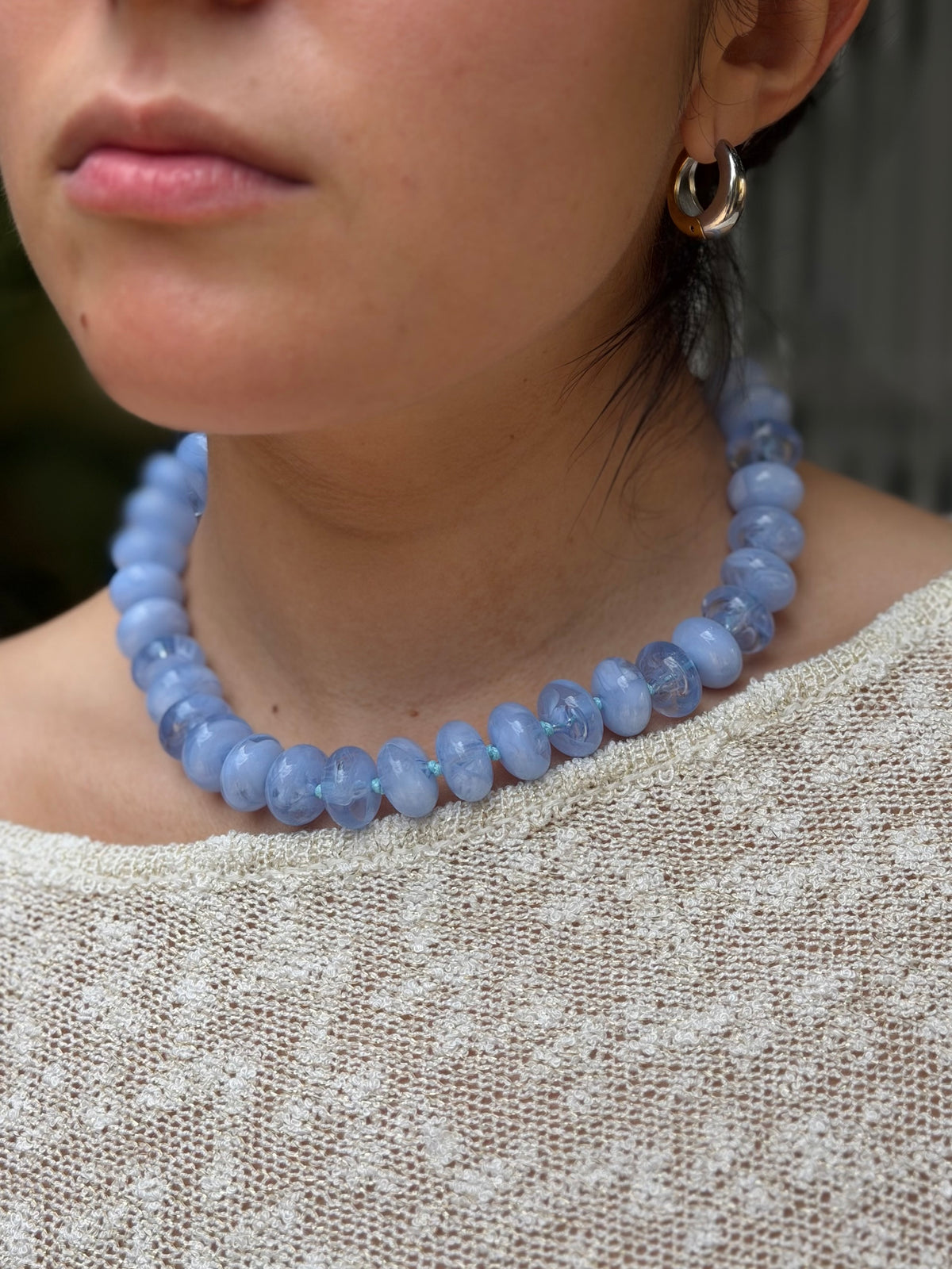 COLLAR CUENCAS OVALADO AZUL CIELO