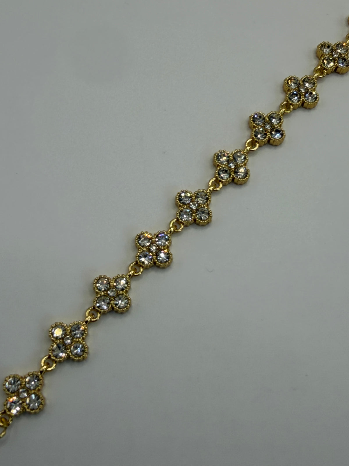 PULSERA TREBOL GLOW BLANCA