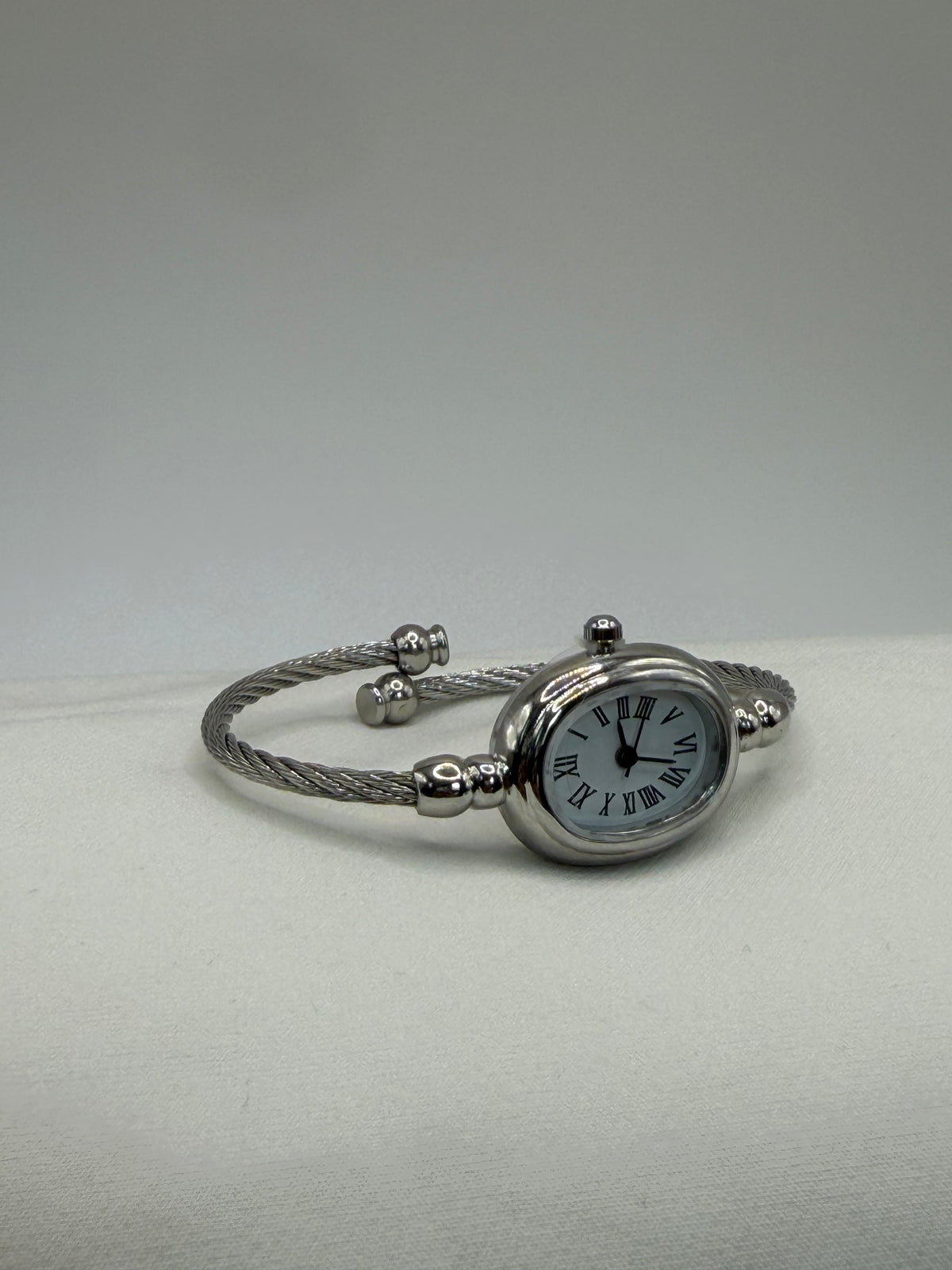 RELOJ SOFIA PLATEADO
