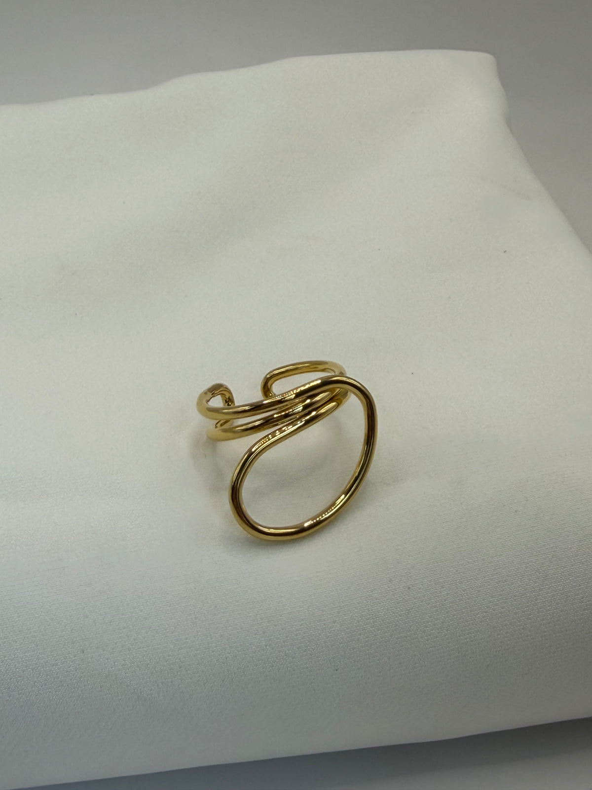 ANILLO ENREDADO