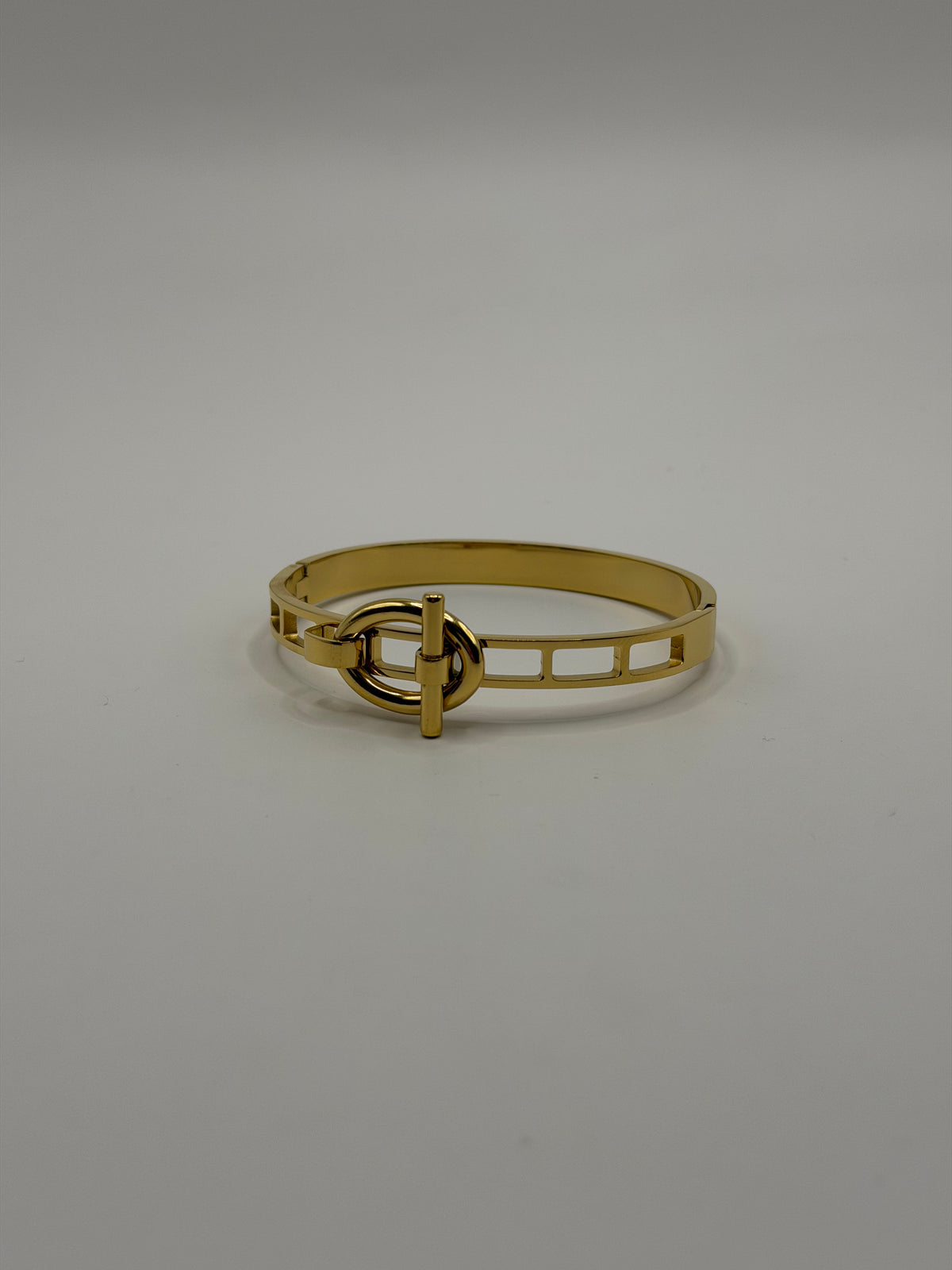 PULSERA DORADA ZAKU