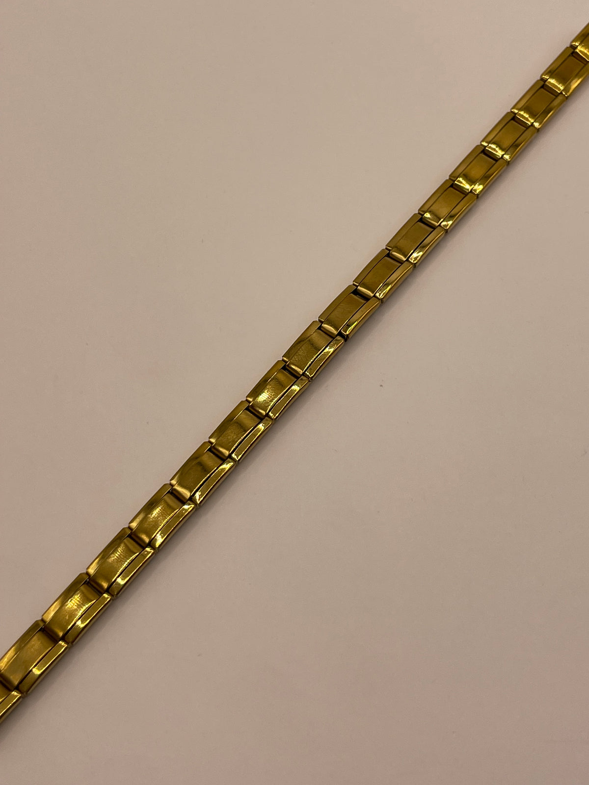 PULSERA ITALIANA MEDIANA DORADA