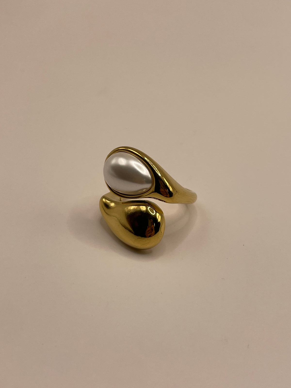 ANILLO DORADO PERLA JULIETA