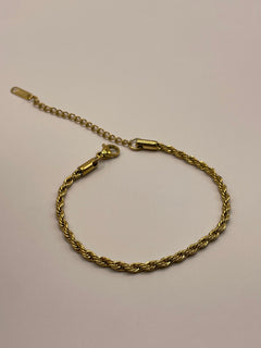 PULSERA CADENA FINA DORADA