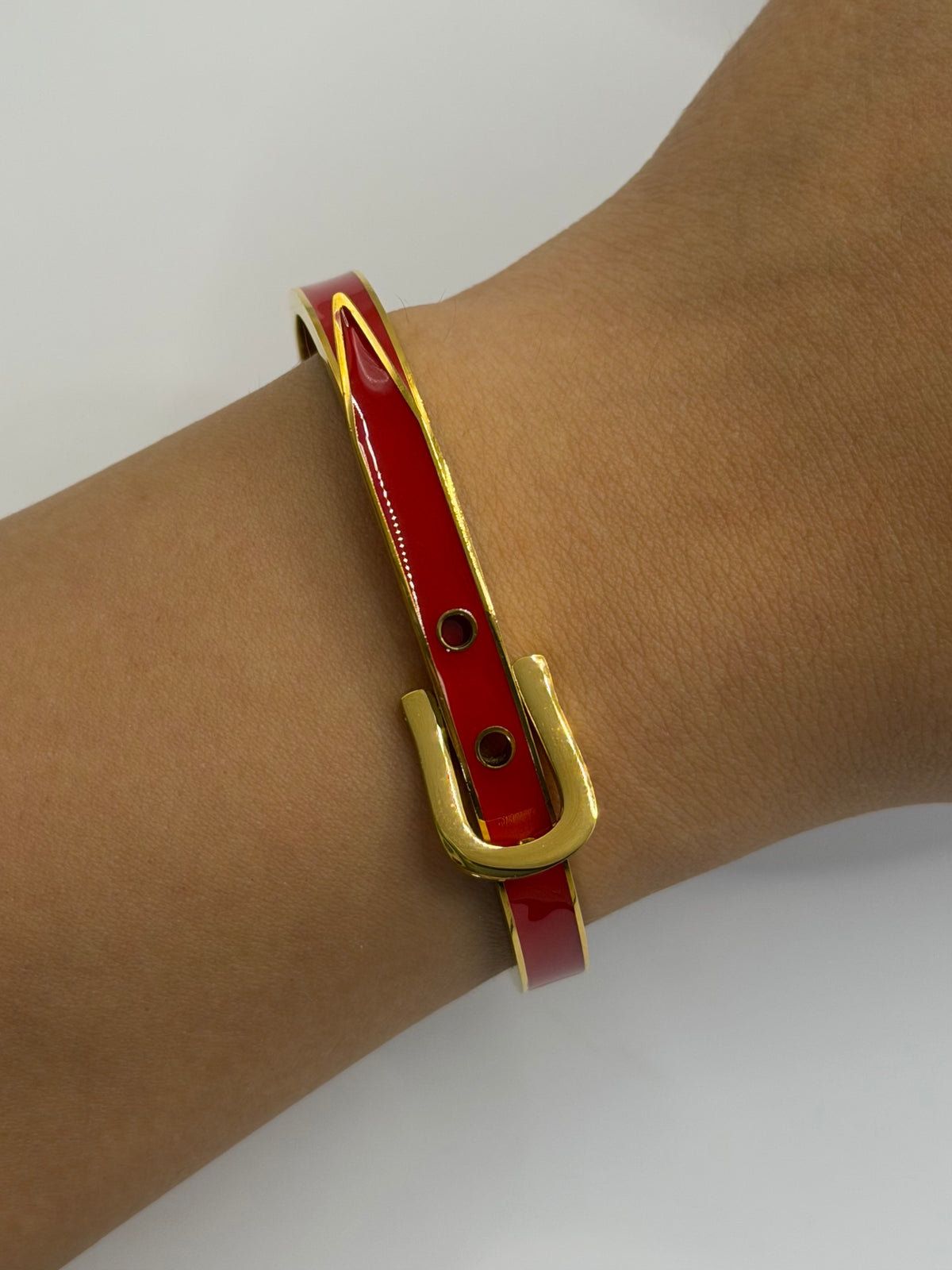 PULSERA CINTO ROJA