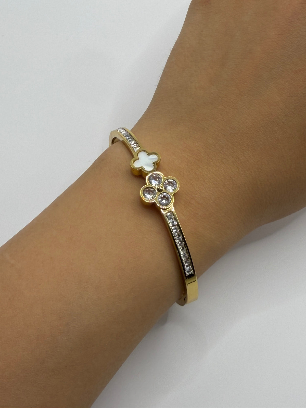PULSERA TREBOL BLANCO ZIRCONAS