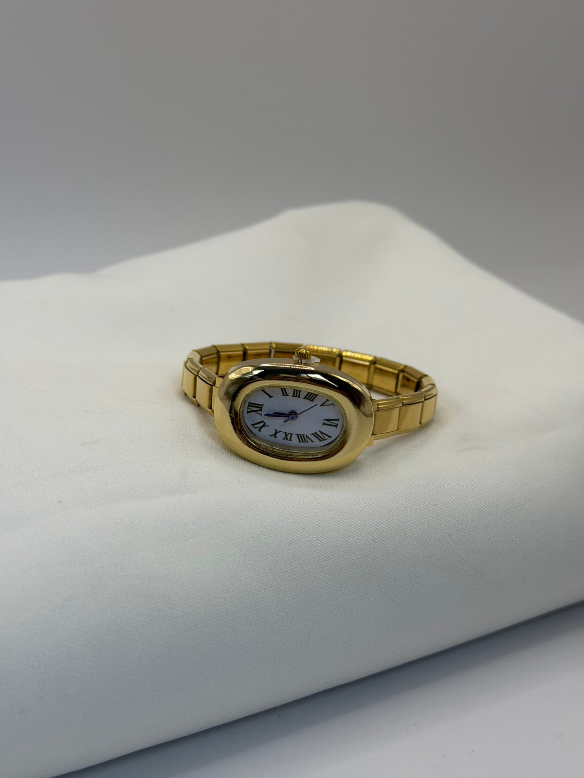 RELOJ ITALIANO DORADO GRUESO