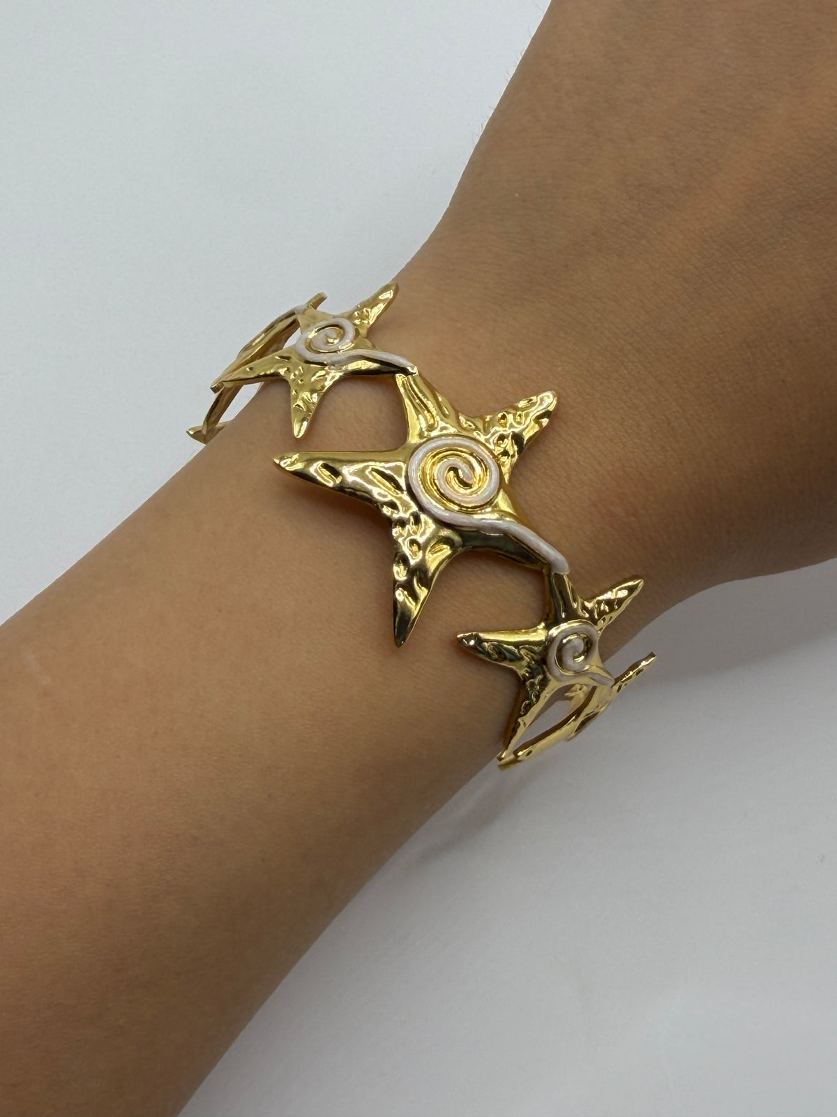PULSERA ESTRELLA DORADA