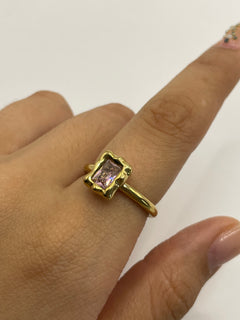 ANILLO CUADRADO ZIRCONIA ROSA