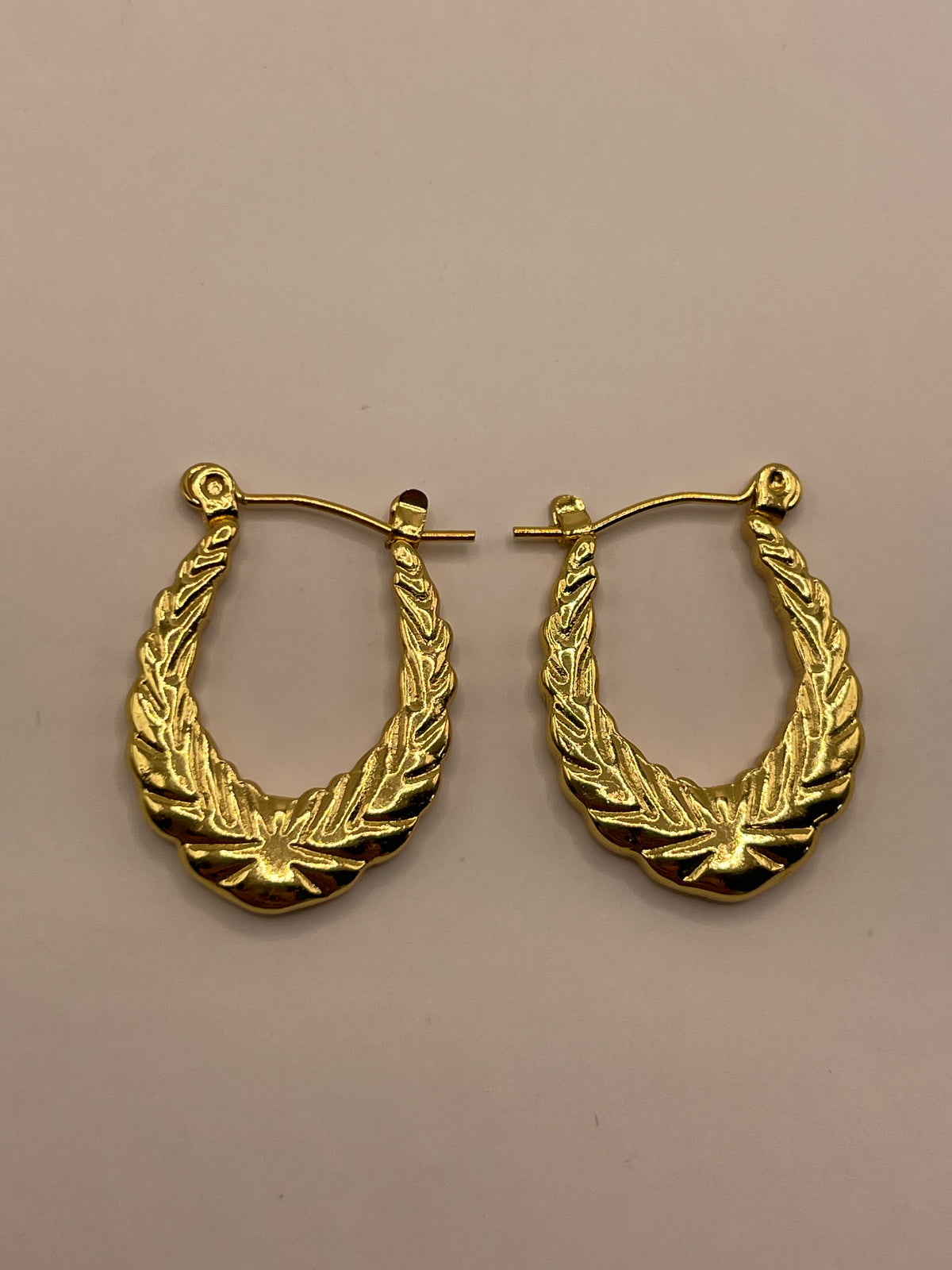 ARETES LUCIA 5