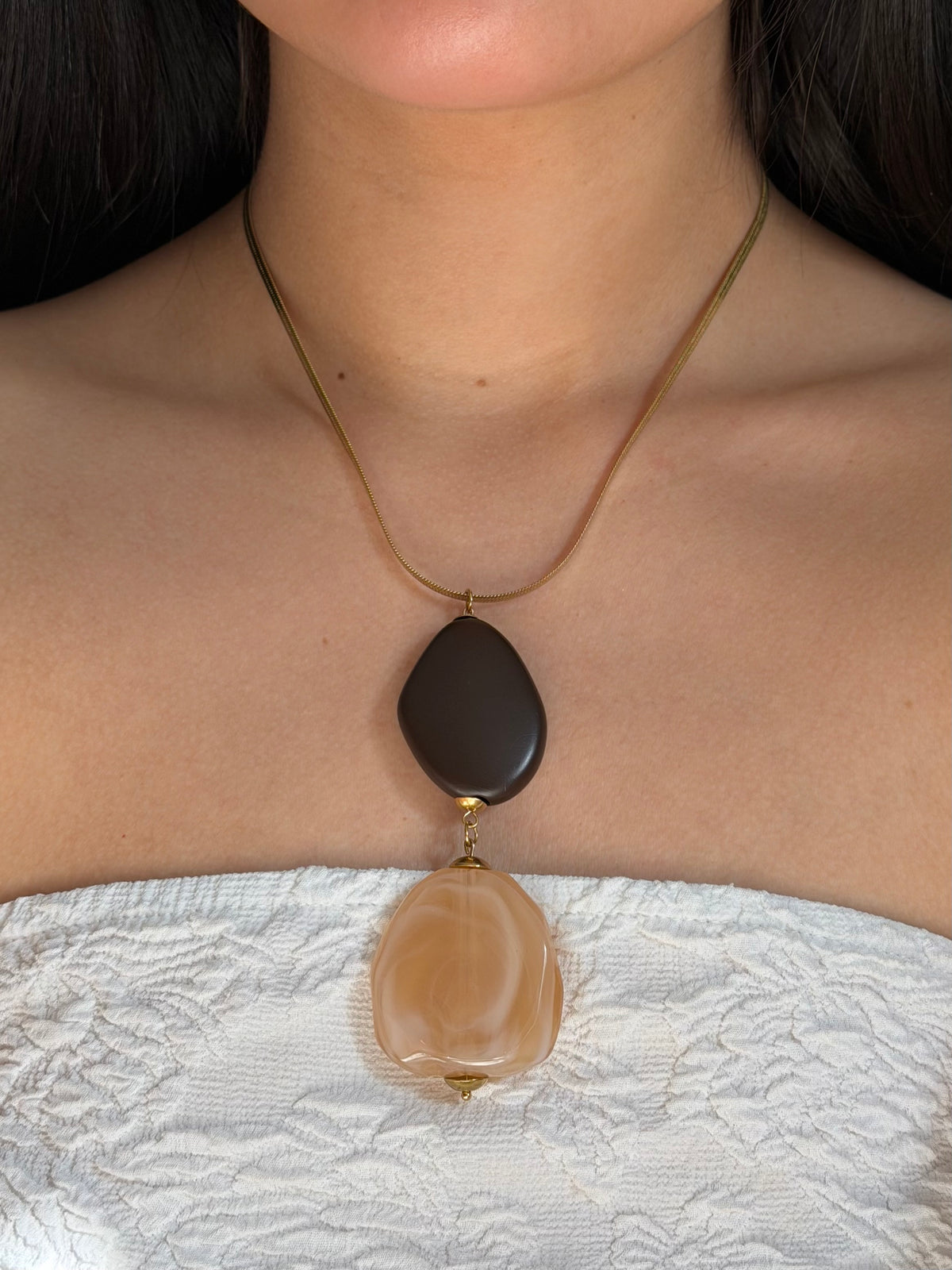 COLLAR RESINA LARGO