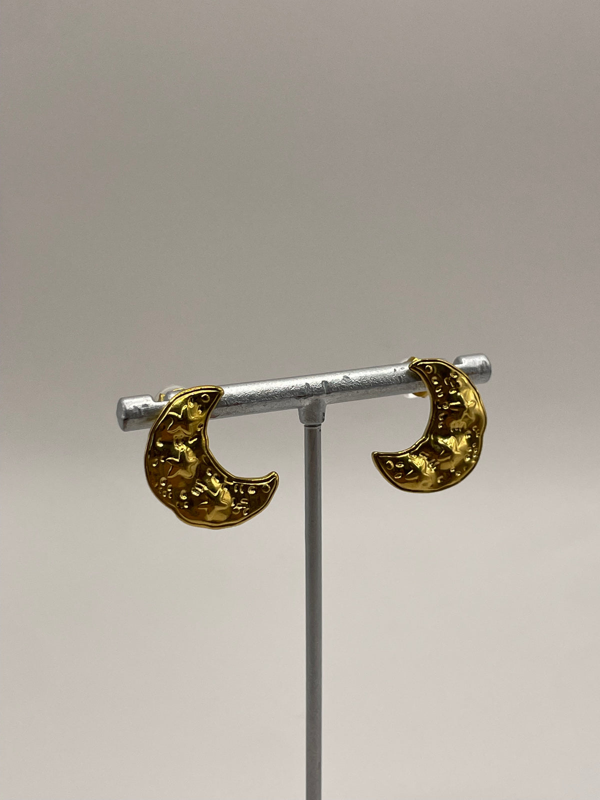 ARETES LUNAS