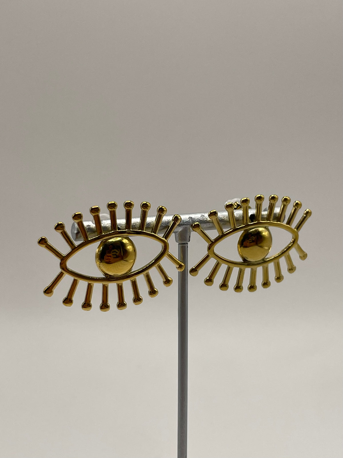 ARETES OJOS