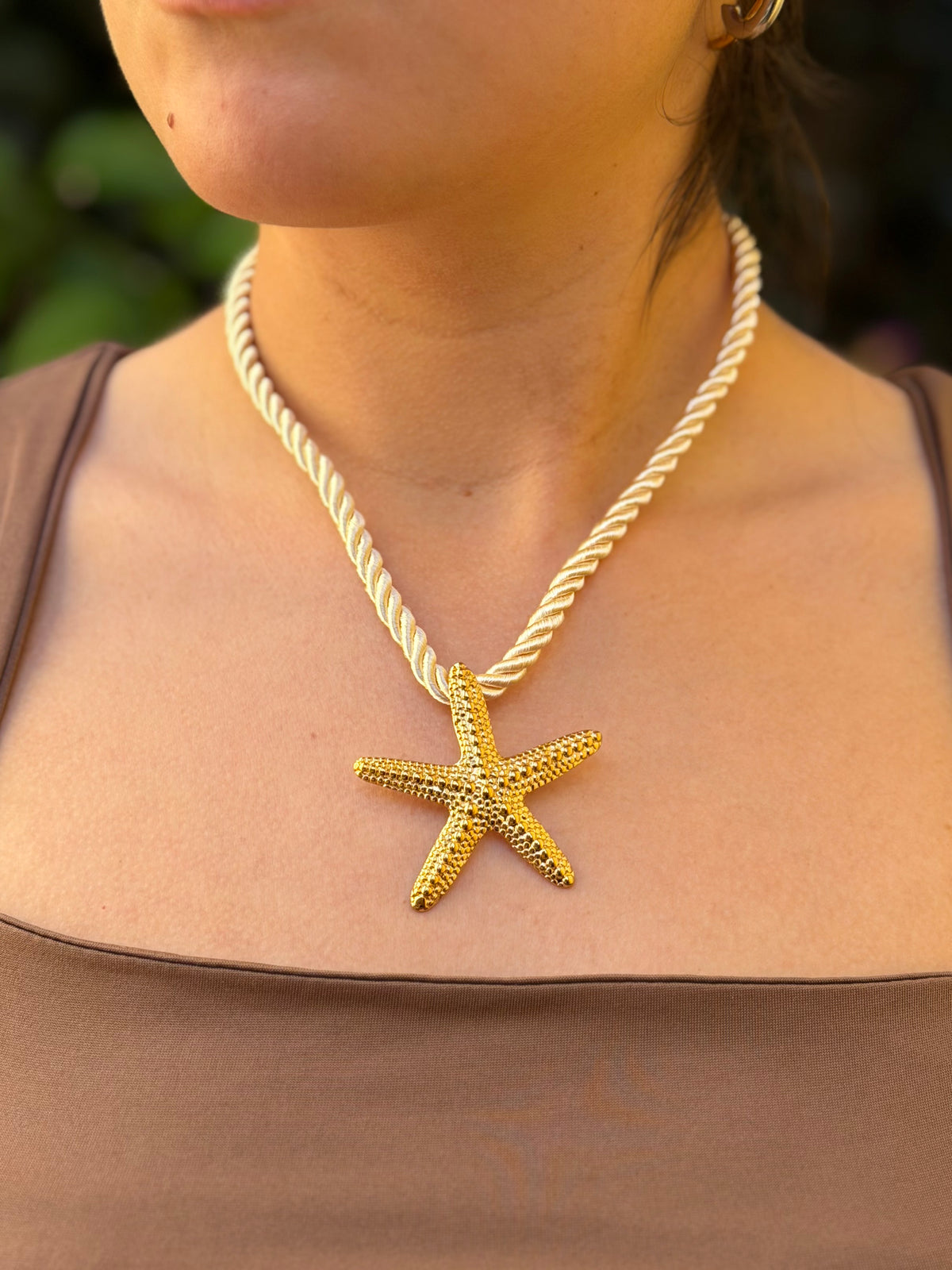 COLLAR ESTRELLA DORADA
